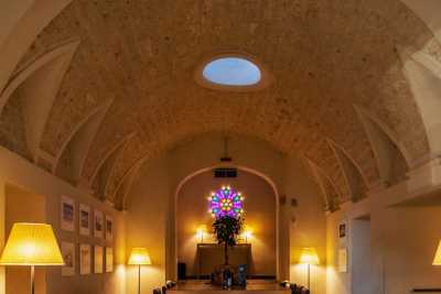 A Bari c'� un caff� ospitato in un edificio del 600 che fu residenza arcivescovile e convento